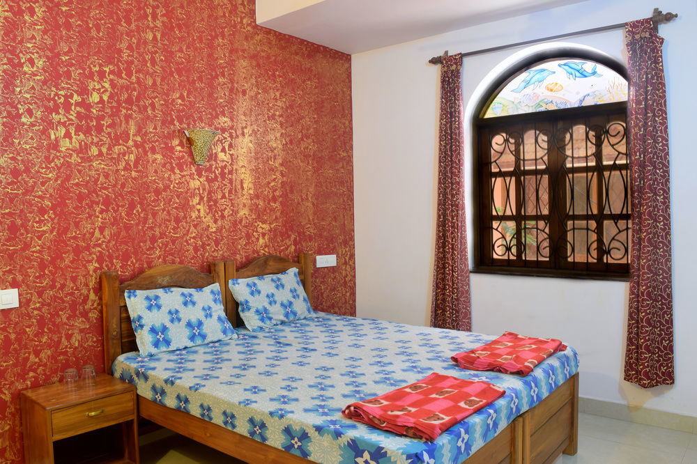 Veronica Resort By The Beach Calangute Exterior photo