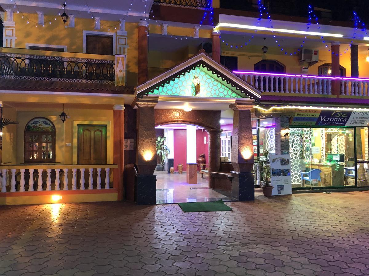 Veronica Resort By The Beach Calangute Exterior photo