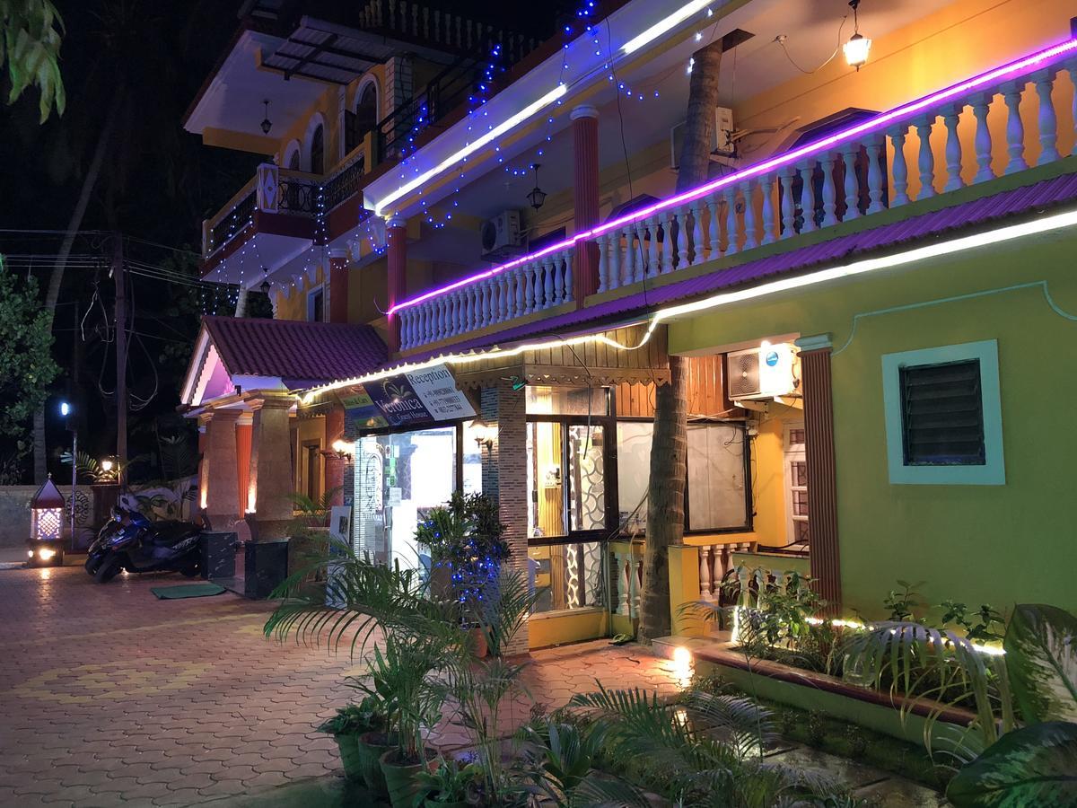 Veronica Resort By The Beach Calangute Exterior photo