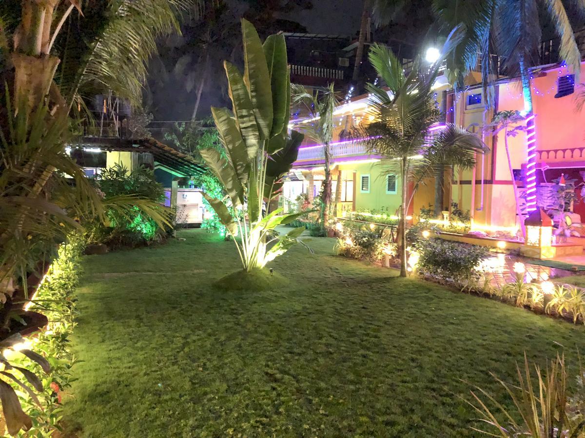 Veronica Resort By The Beach Calangute Exterior photo