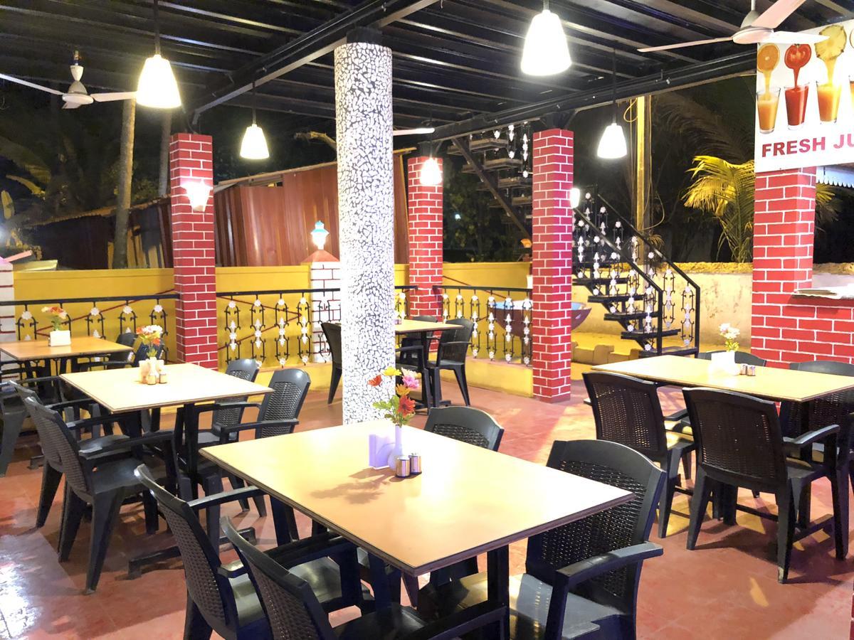 Veronica Resort By The Beach Calangute Exterior photo
