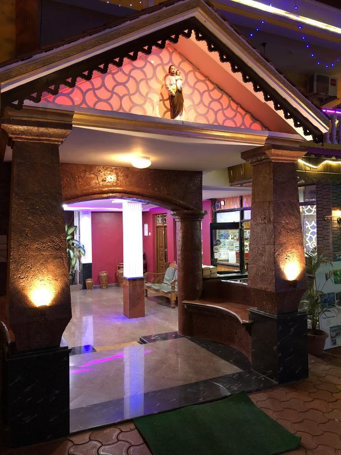Veronica Resort By The Beach Calangute Exterior photo