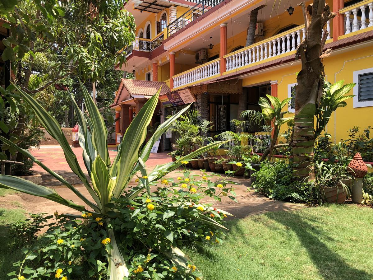 Veronica Resort By The Beach Calangute Exterior photo