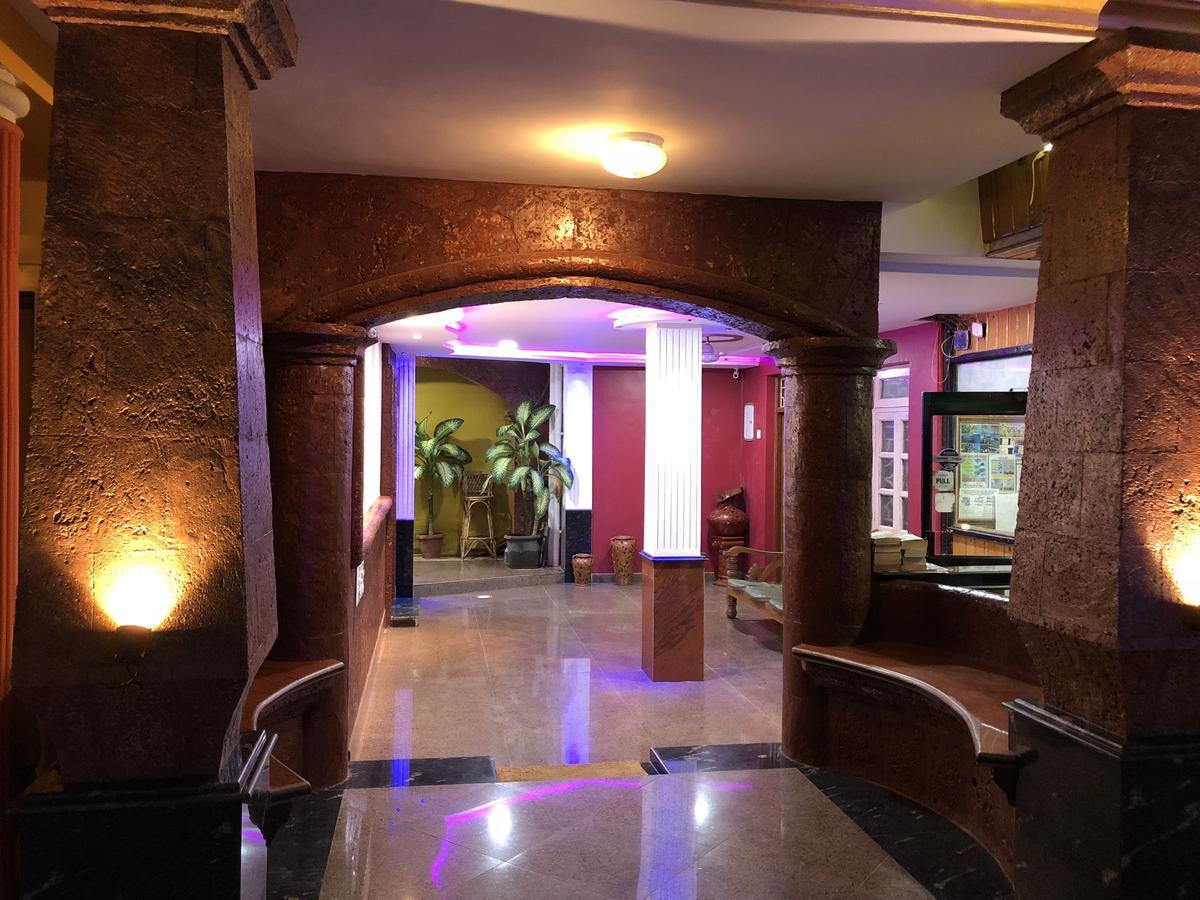 Veronica Resort By The Beach Calangute Exterior photo