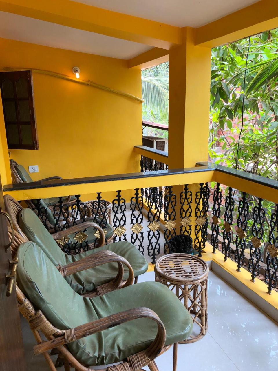 Veronica Resort By The Beach Calangute Exterior photo