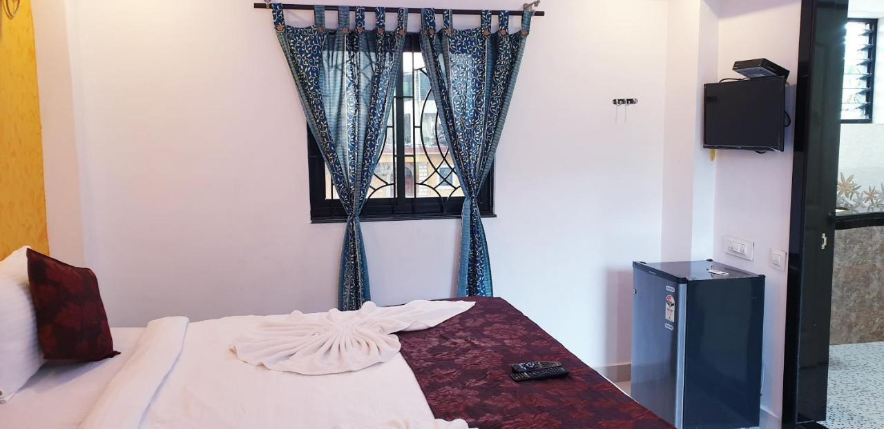 Veronica Resort By The Beach Calangute Exterior photo