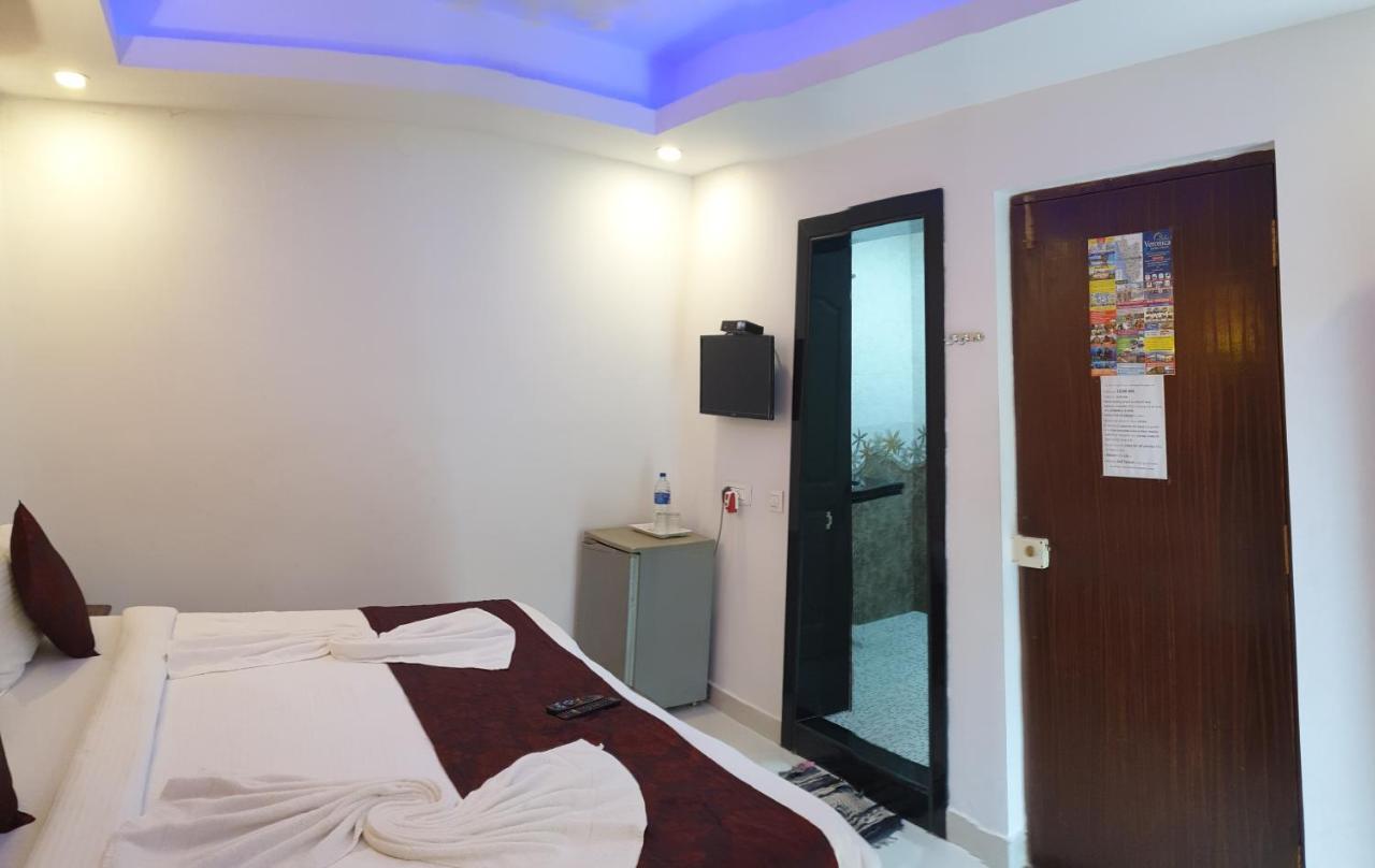 Veronica Resort By The Beach Calangute Exterior photo
