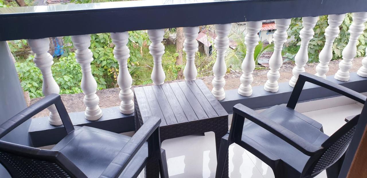 Veronica Resort By The Beach Calangute Exterior photo